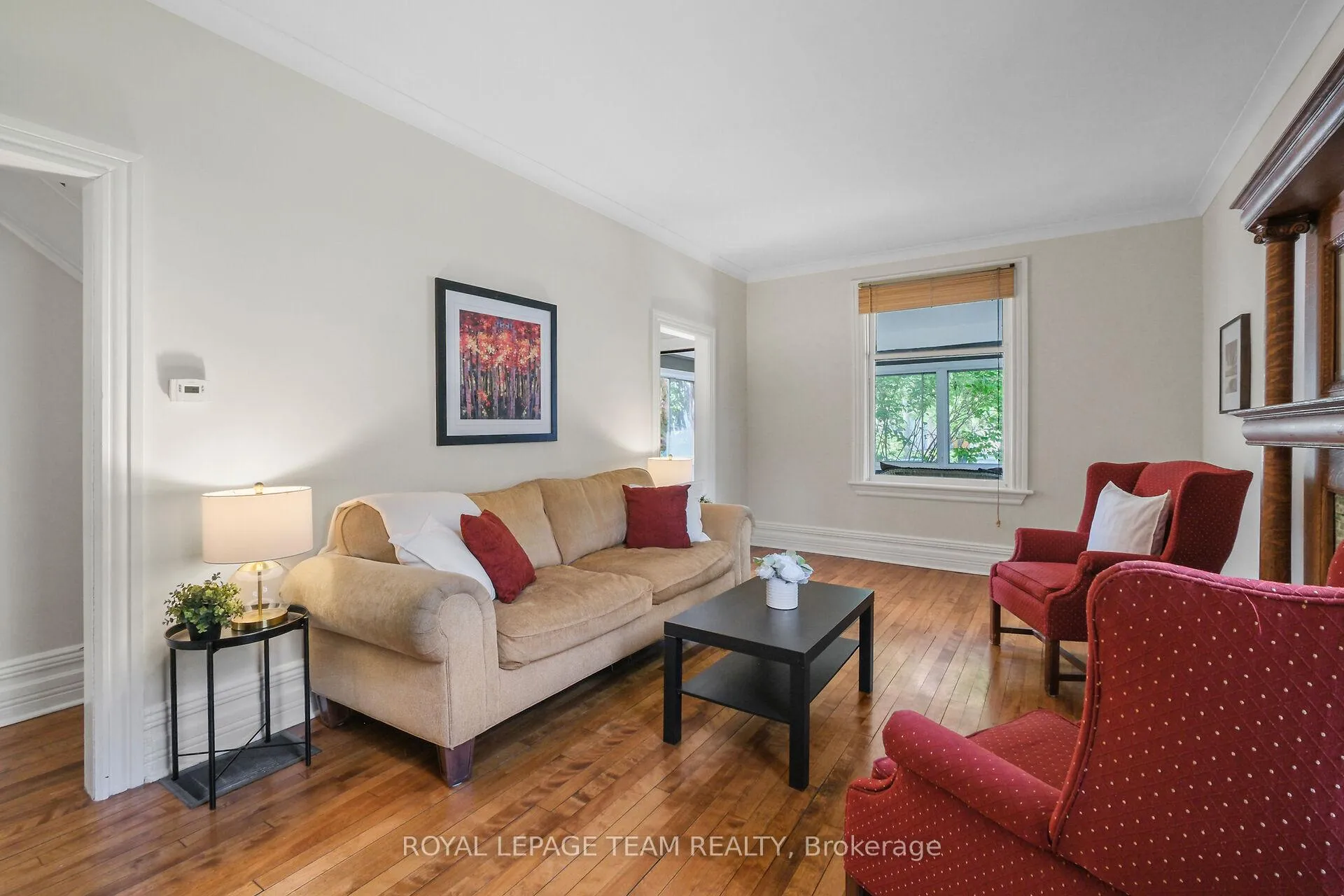 Photo 10 of 525 Cole Avenue, Ottawa, McKellar/Highland — HOMEH