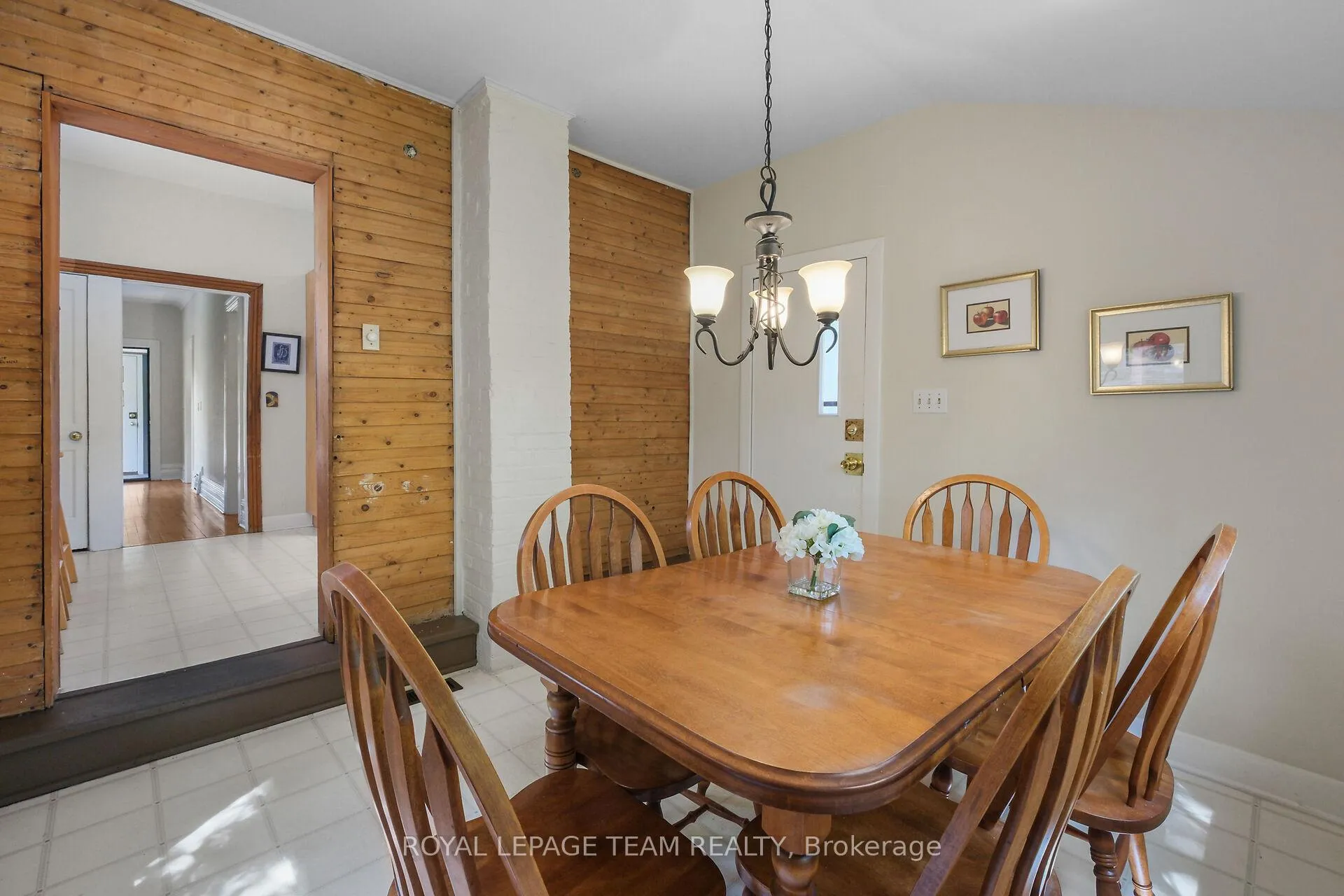 Photo 16 of 525 Cole Avenue, Ottawa, McKellar/Highland — HOMEH