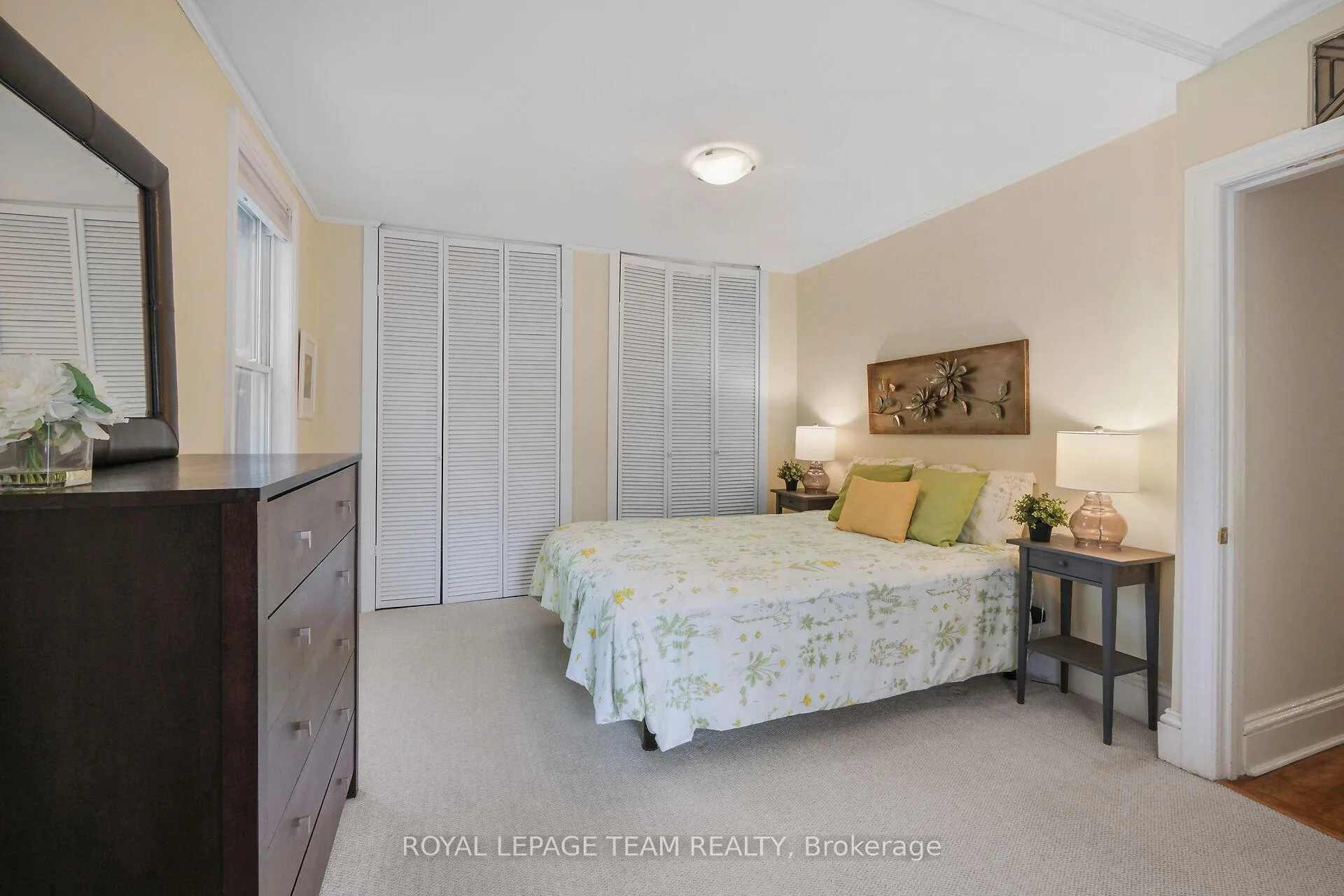 Photo 19 of 525 Cole Avenue, Ottawa, McKellar/Highland — HOMEH