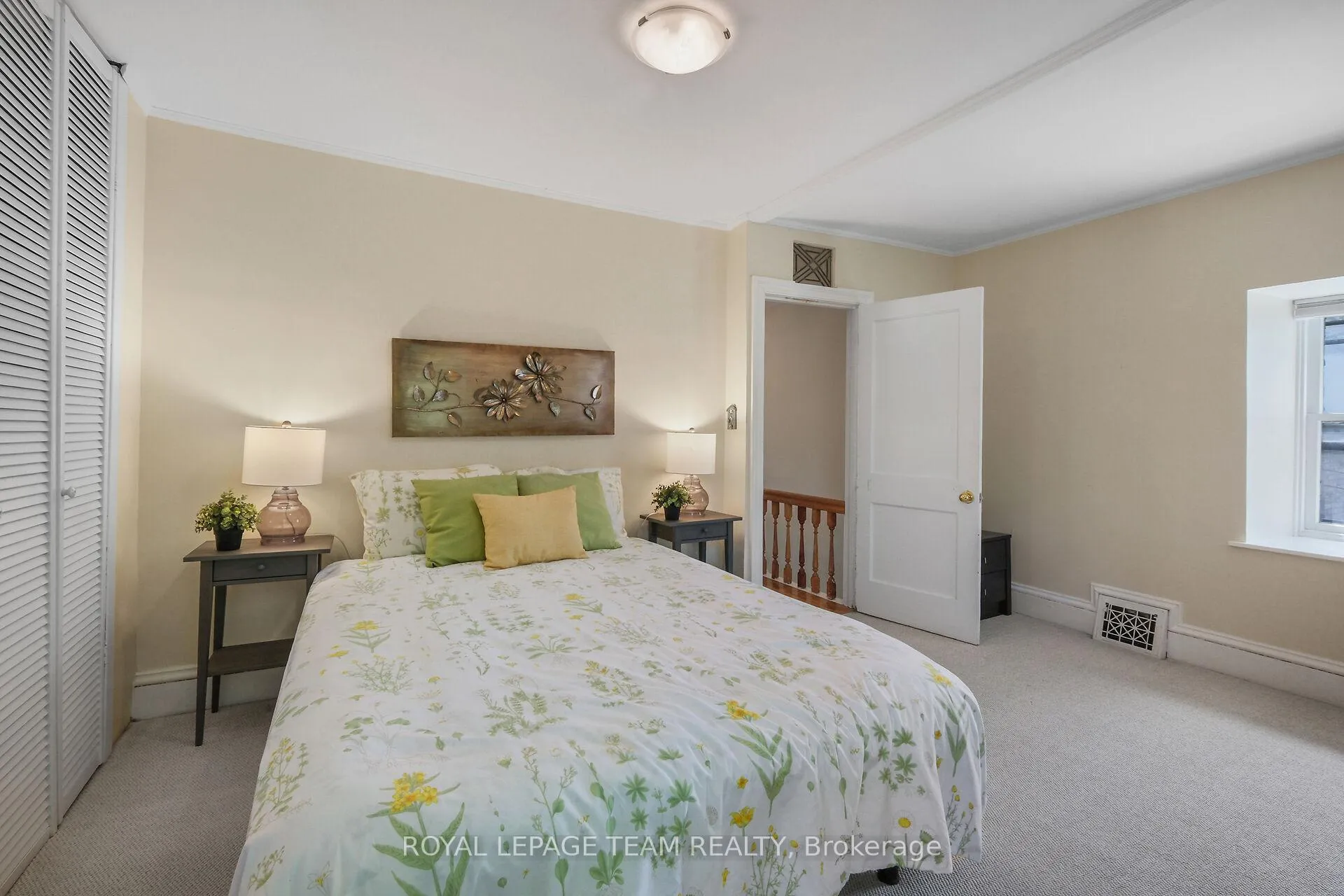 Photo 20 of 525 Cole Avenue, Ottawa, McKellar/Highland — HOMEH