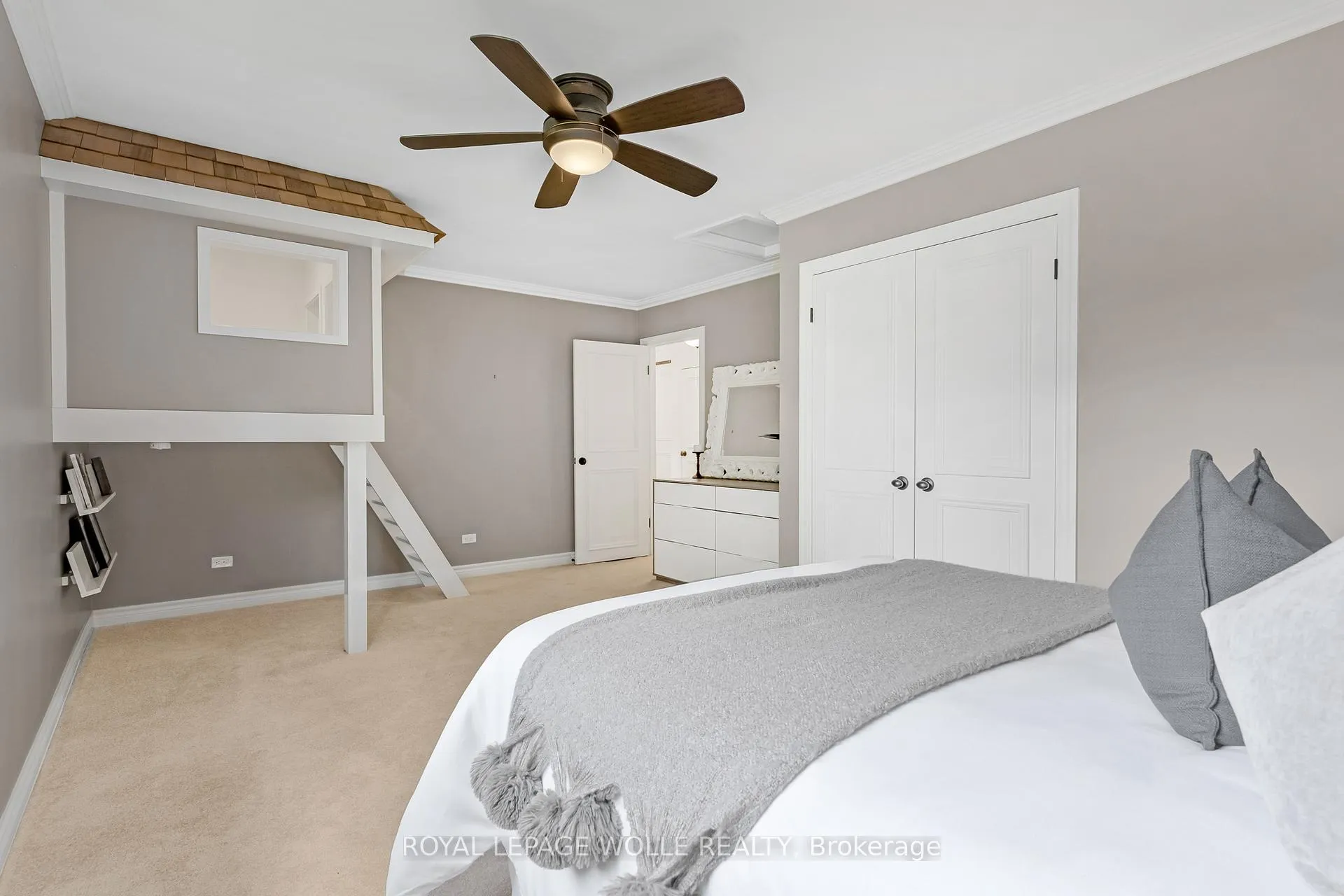 Photo 32 of 203 Forsyth Drive, Waterloo, Uptown West — HOMEH