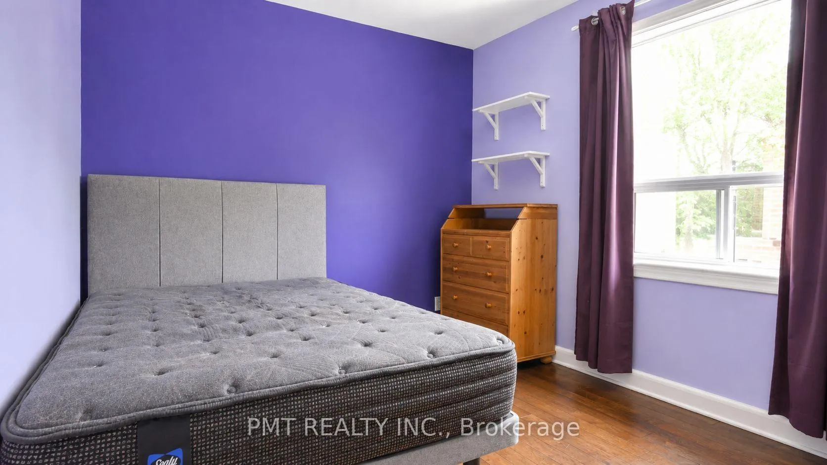 Photo 14 of 59 Mitcham Drive, Etobicoke, Alderwood — HOMEH
