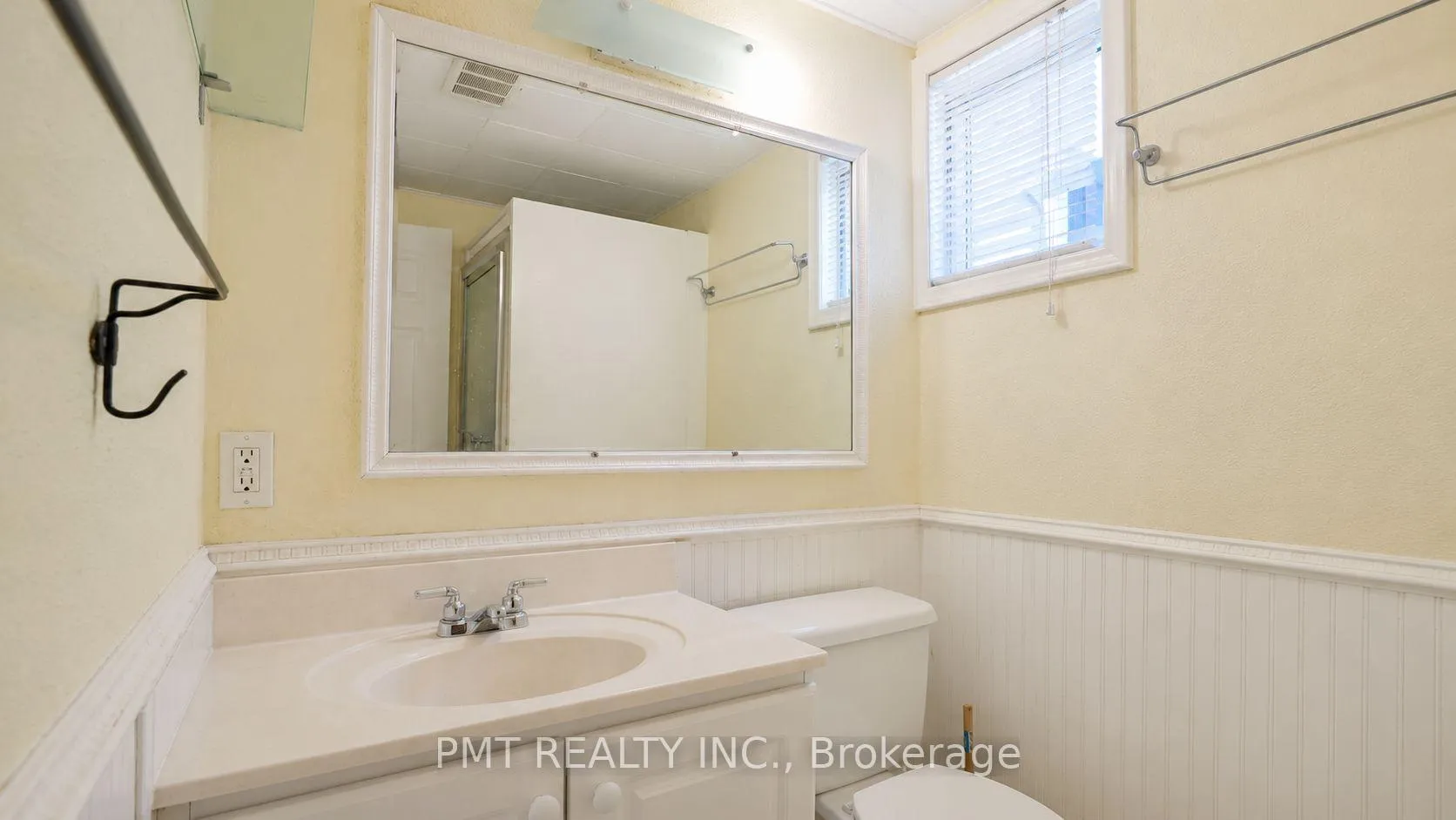 Photo 30 of 59 Mitcham Drive, Etobicoke, Alderwood — HOMEH