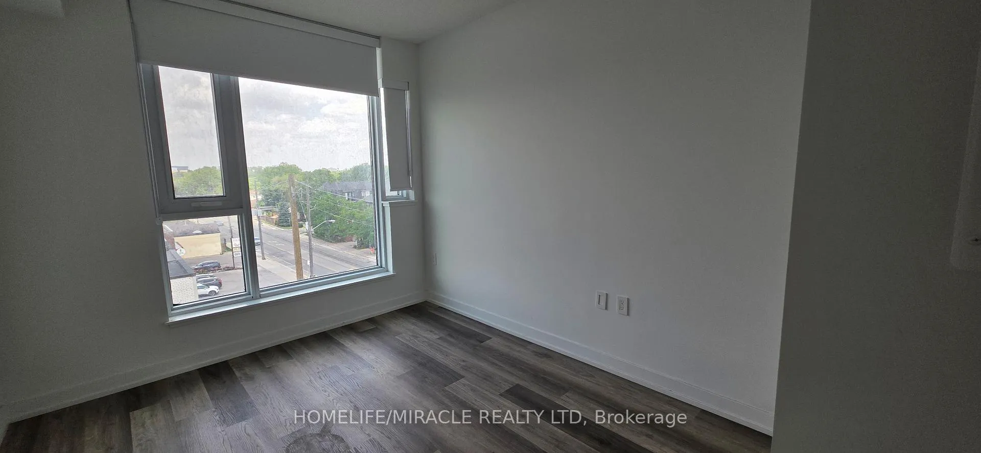 Photo 8 of Unit 522, 556 Marlee Avenue, North York, Yorkdale-Glen Park — HOMEH