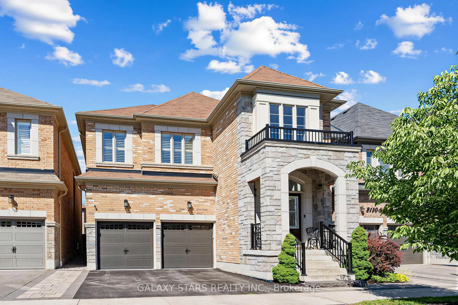 Front of 2148 Saffron Drive