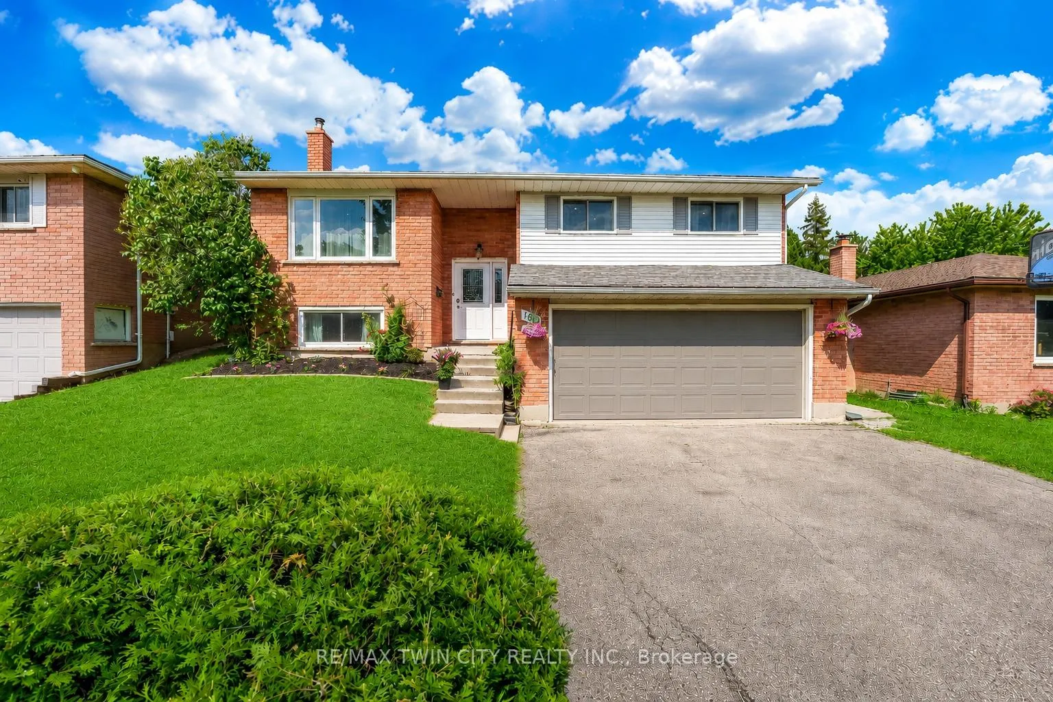 Photo 1 of 160 Gray Street, Kitchener, Idlewood — HOMEH