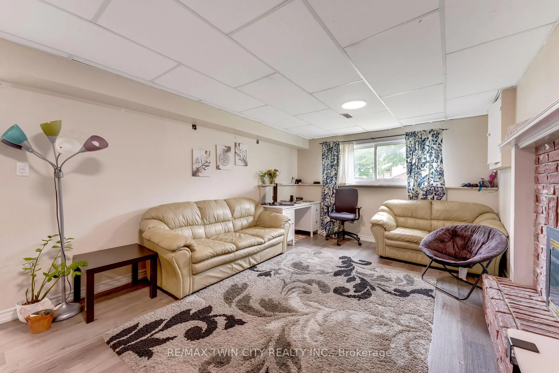 Photo 26 of 160 Gray Street, Kitchener, Idlewood — HOMEH