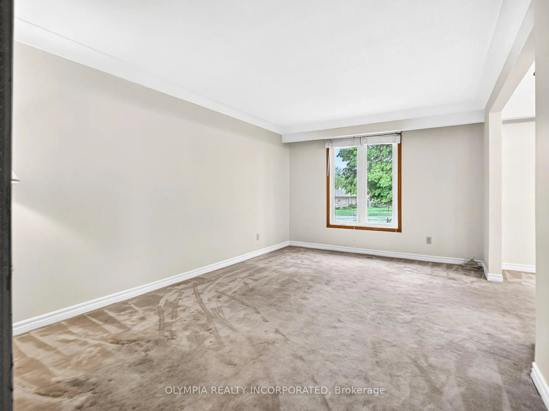 Photo 7 of 2793 Henley Avenue, Niagara Falls, Church's Lane — HOMEH