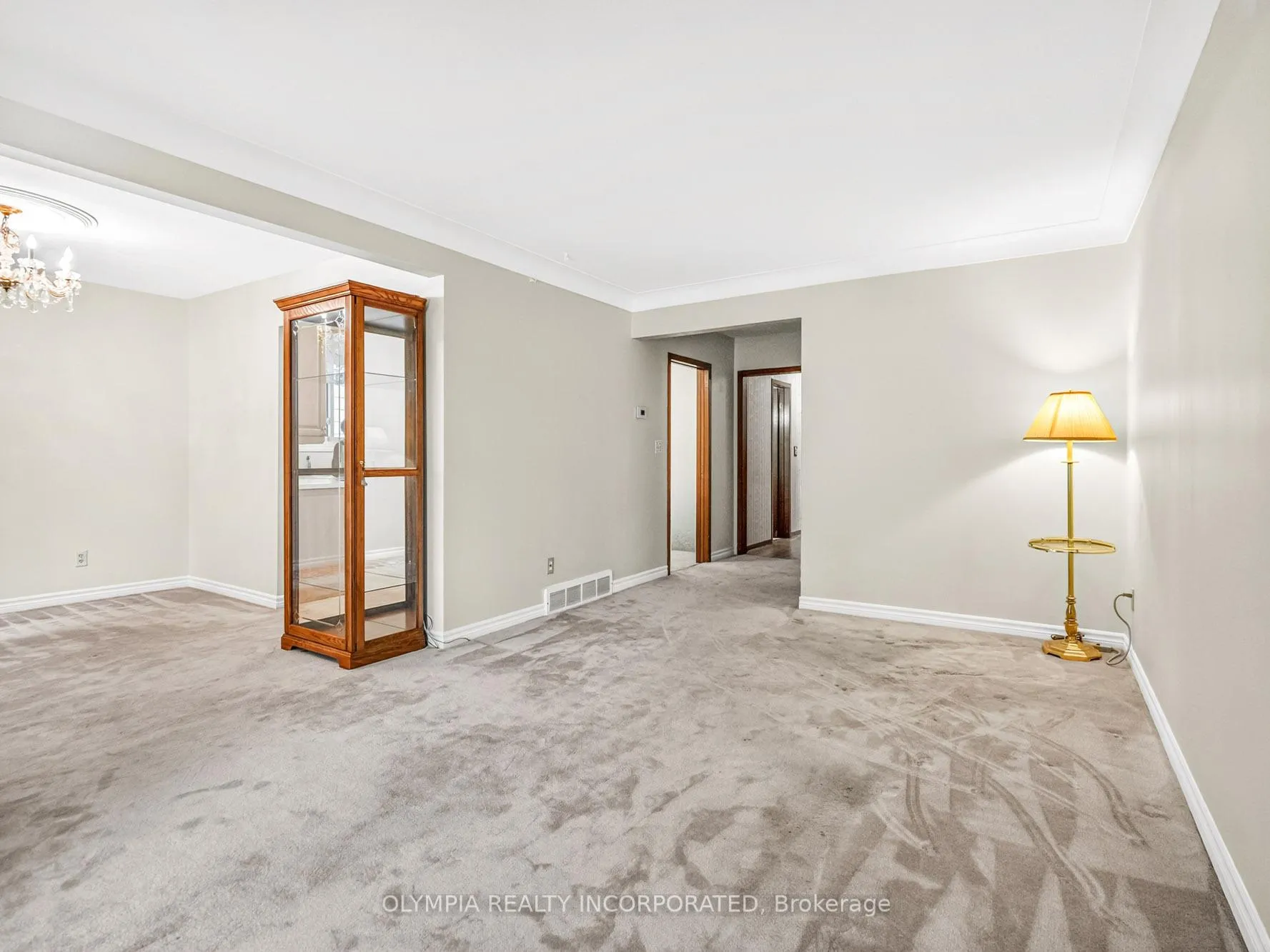Photo 3 of 2793 Henley Avenue, Niagara Falls, Church's Lane — HOMEH