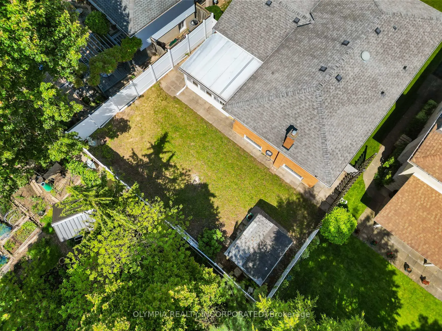 Photo 25 of 2793 Henley Avenue, Niagara Falls, Church's Lane — HOMEH