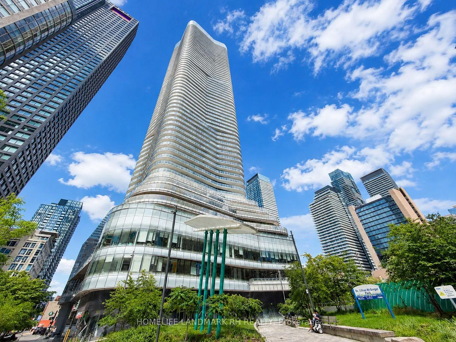 Front of Unit 4307, 11 Wellesley Street W