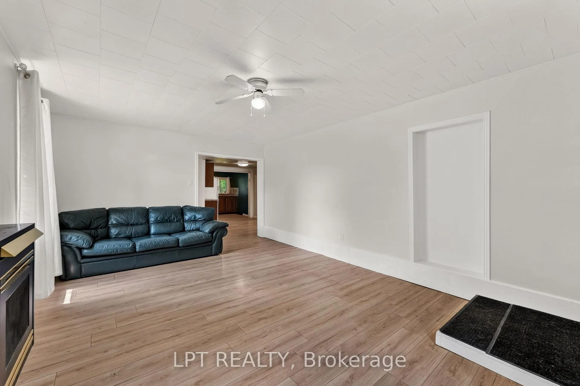 Photo 7 of 269 Richmond Street, North Middlesex, Parkhill — HOMEH