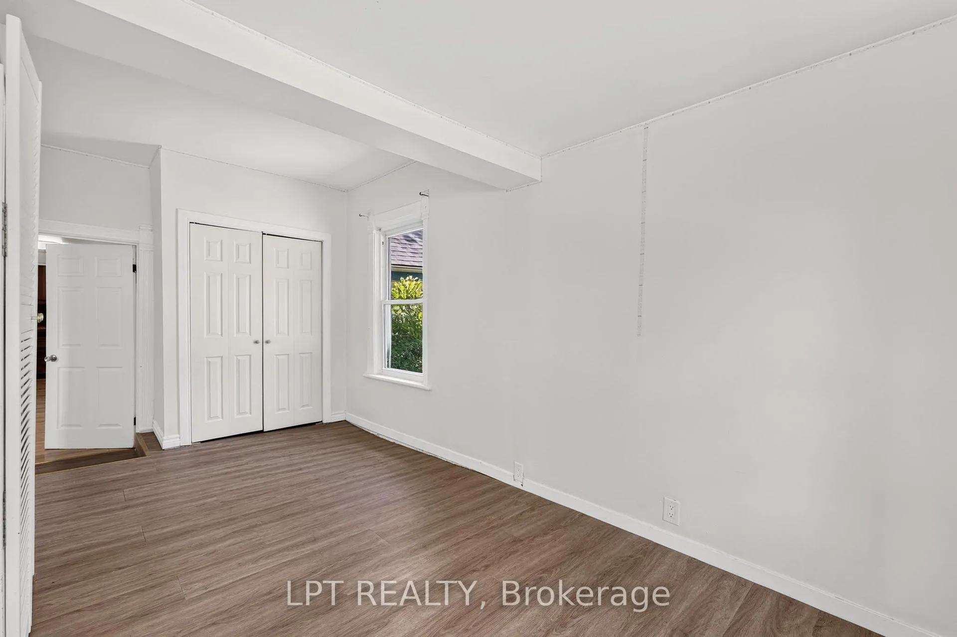 Photo 18 of 269 Richmond Street, North Middlesex, Parkhill — HOMEH