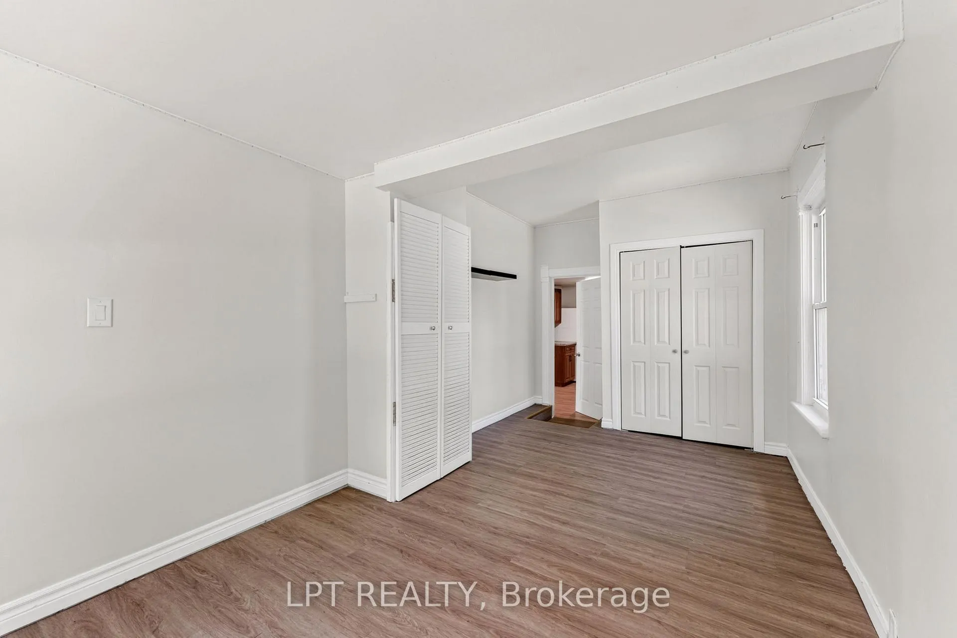 Photo 19 of 269 Richmond Street, North Middlesex, Parkhill — HOMEH