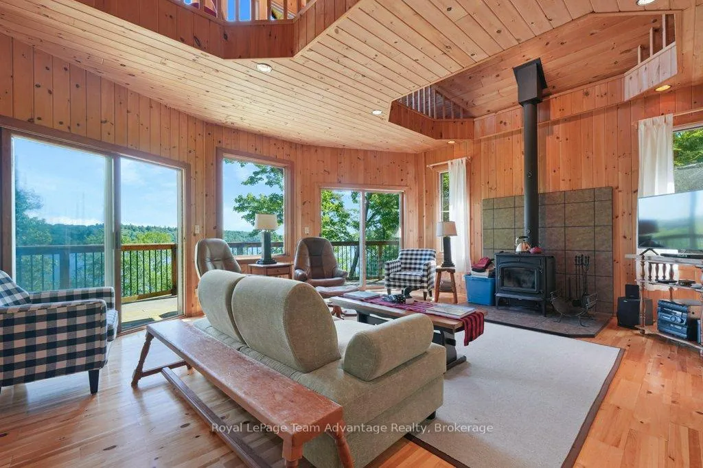 Photo 9 of 3 Island 19C, Carling — HOMEH