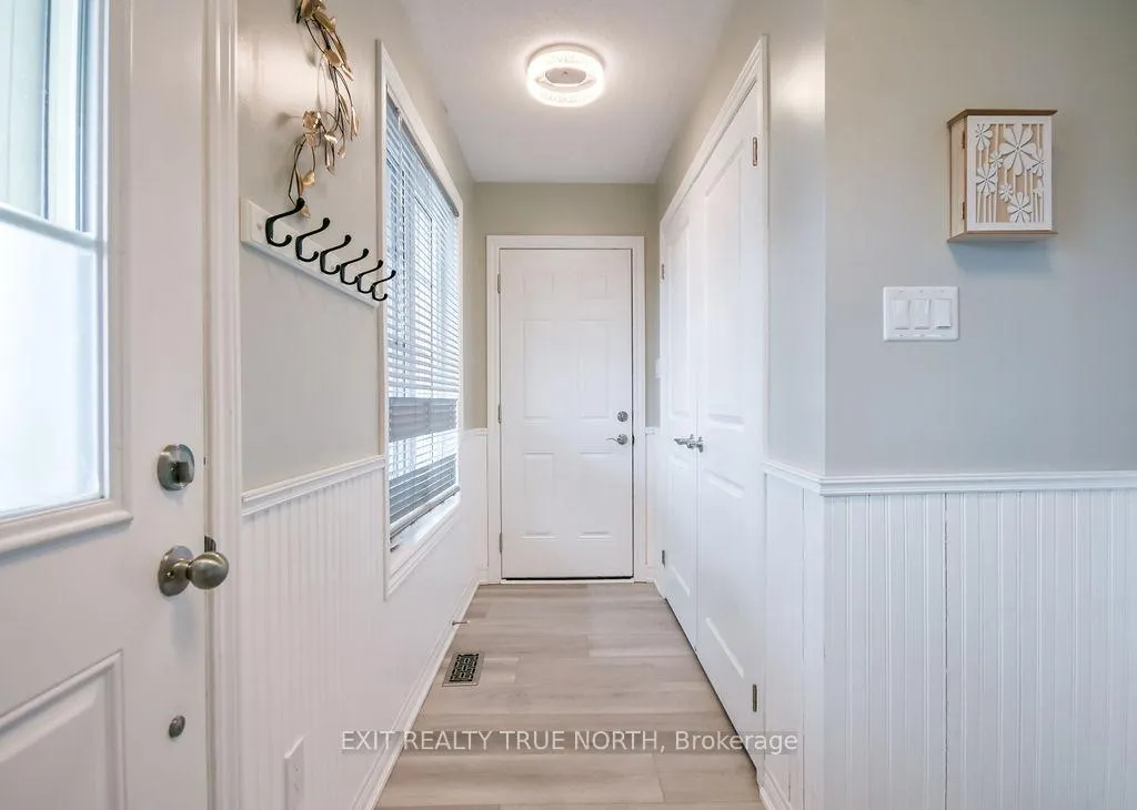 Photo 6 of 8 Sinclair Crescent, Ramara, Atherley — HOMEH