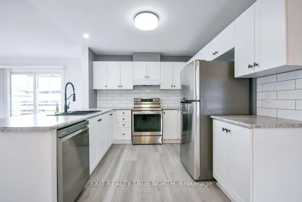 Photo 11 of 8 Sinclair Crescent, Ramara, Atherley — HOMEH