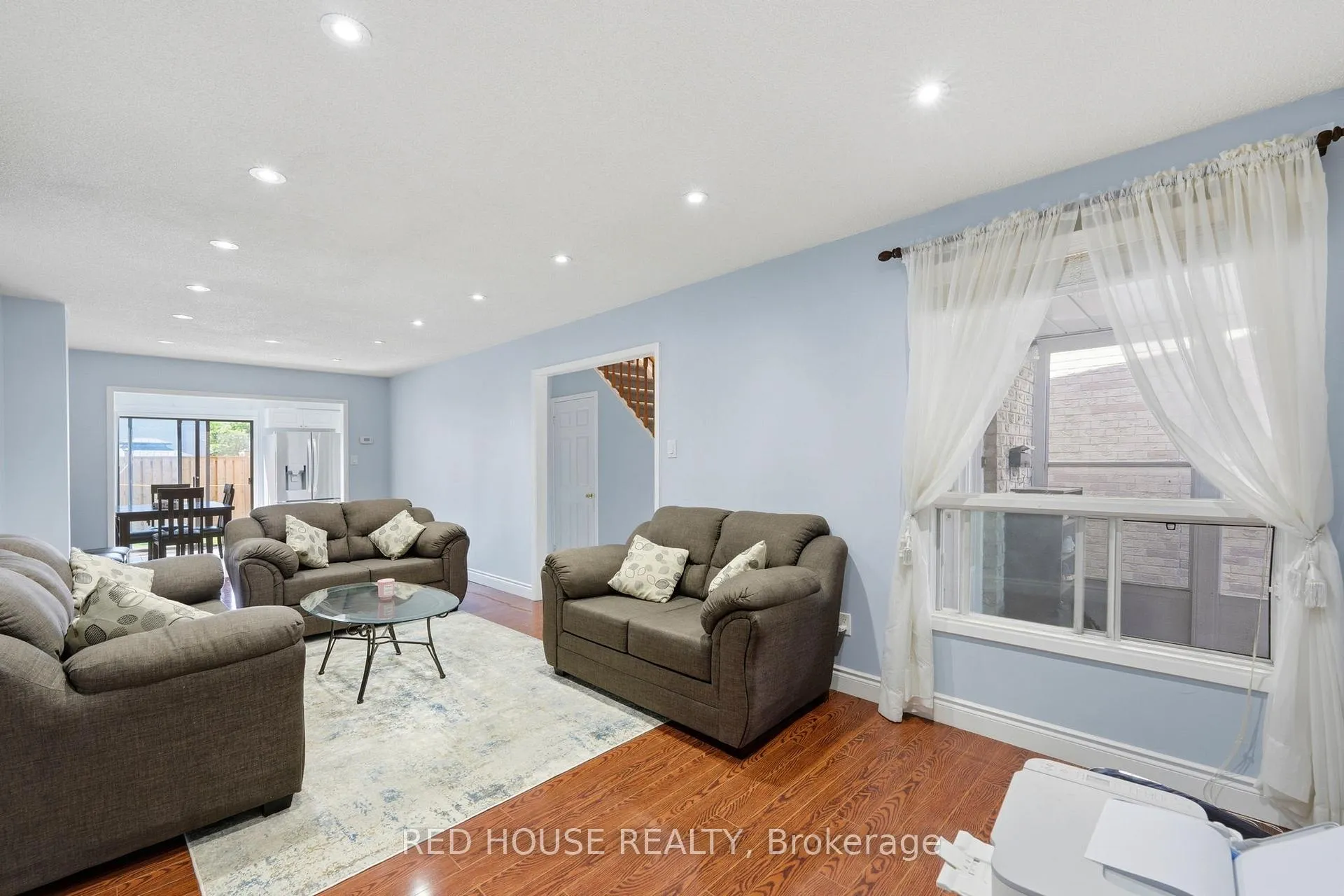 Photo 9 of 52 Terrosa Road, Markham, Middlefield — HOMEH