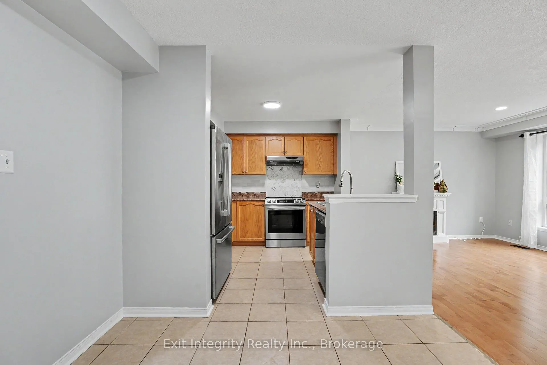 Photo 10 of 238 Blackburn Drive, Brantford — HOMEH