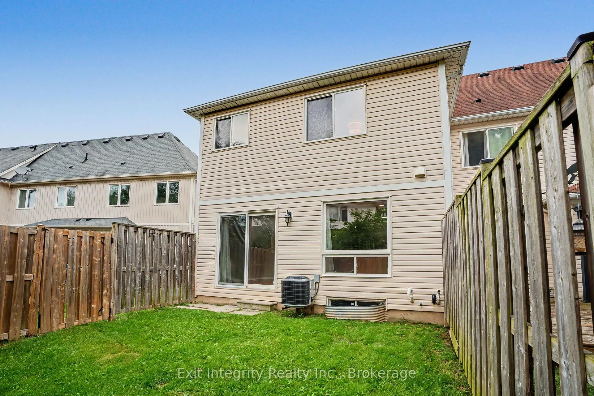 Photo 33 of 238 Blackburn Drive, Brantford — HOMEH