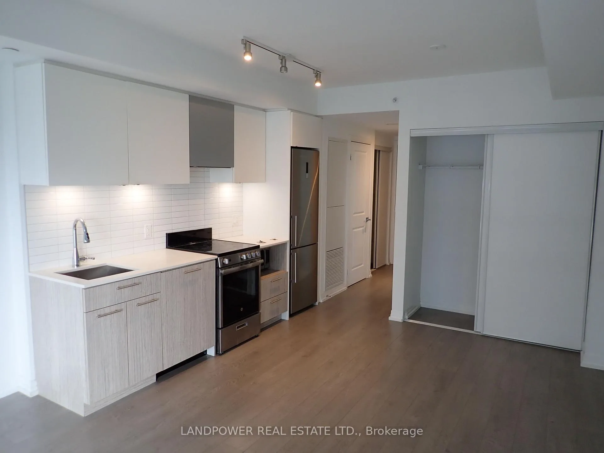 Photo 1 of Unit 1817, 251 Jarvis Street, Toronto, Moss Park — HOMEH