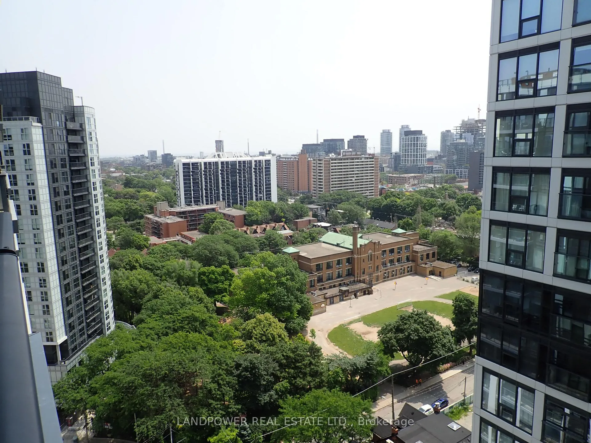 Photo 6 of Unit 1817, 251 Jarvis Street, Toronto, Moss Park — HOMEH