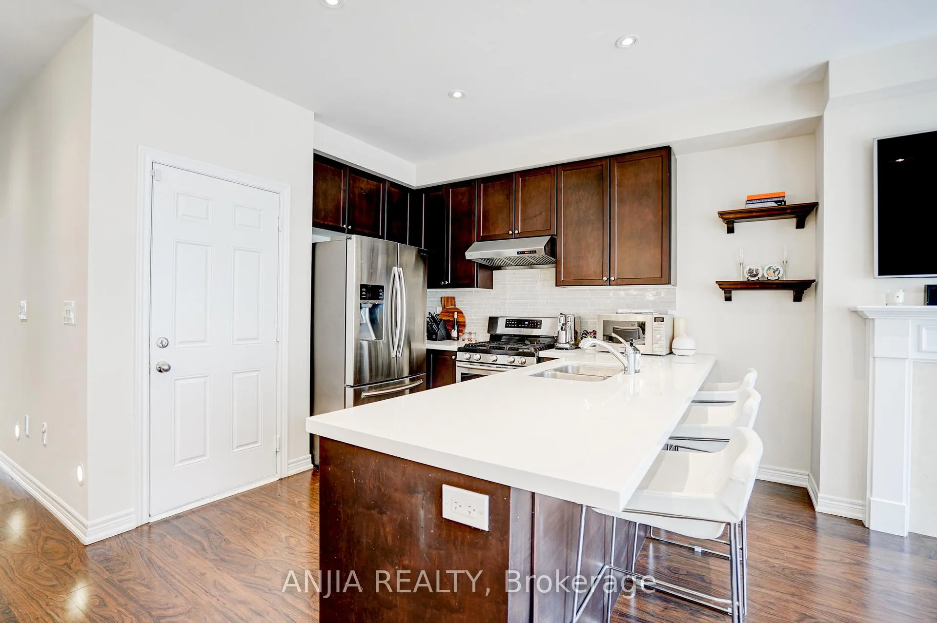 Photo 7 of 25 Collier Crescent, Markham, Wismer — HOMEH