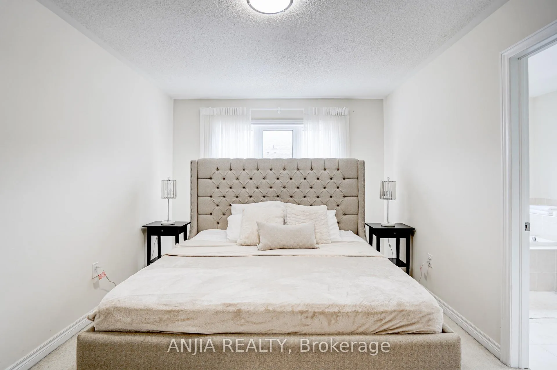 Photo 22 of 25 Collier Crescent, Markham, Wismer — HOMEH