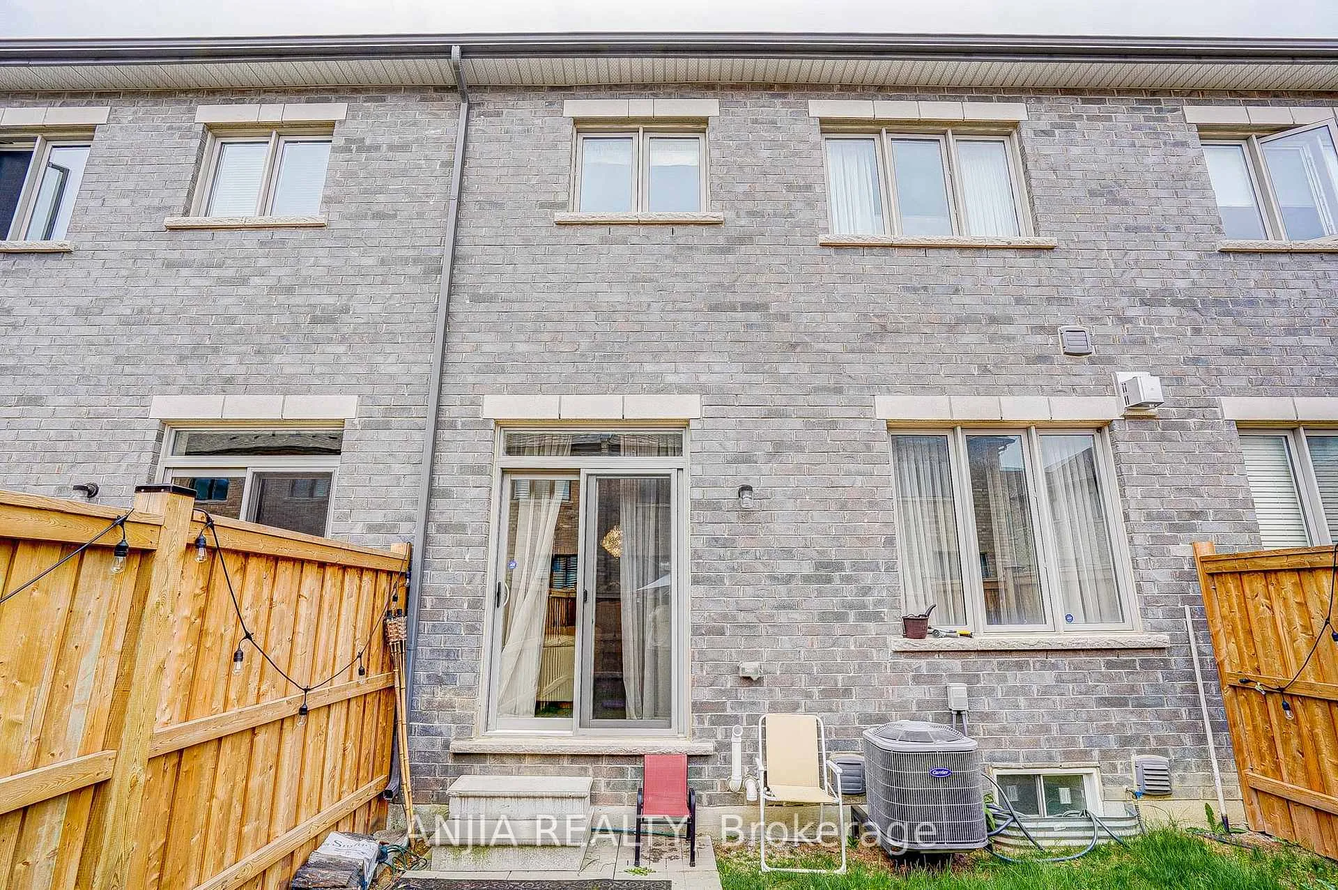 Photo 40 of 25 Collier Crescent, Markham, Wismer — HOMEH