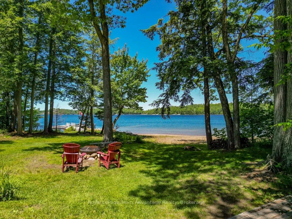 Photo 4 of 25 Island 20C, Carling — HOMEH