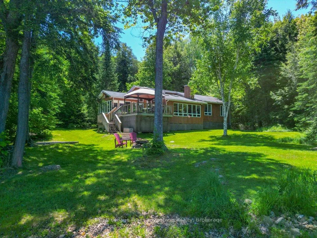 Photo 5 of 25 Island 20C, Carling — HOMEH