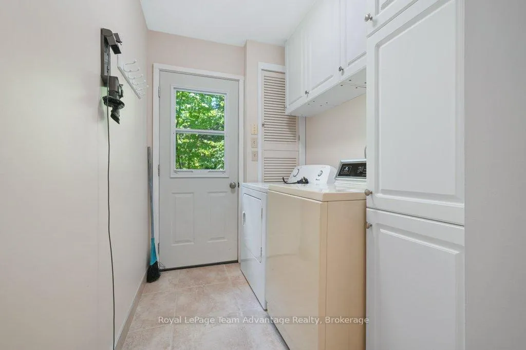 Photo 35 of 25 Island 20C, Carling — HOMEH