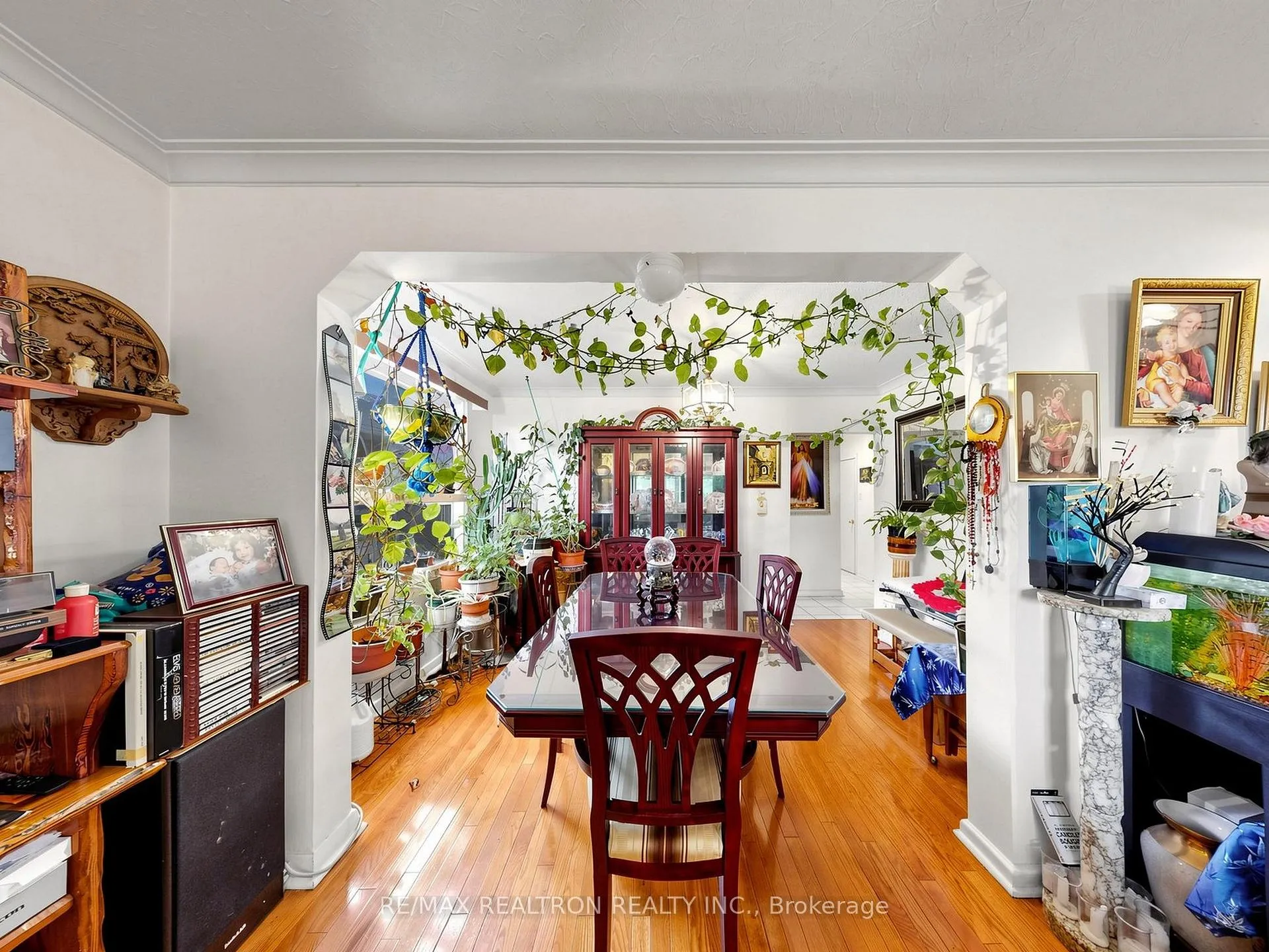 Photo 30 of 9 Clevedo Street E, North York, Downsview-Roding-CFB — HOMEH