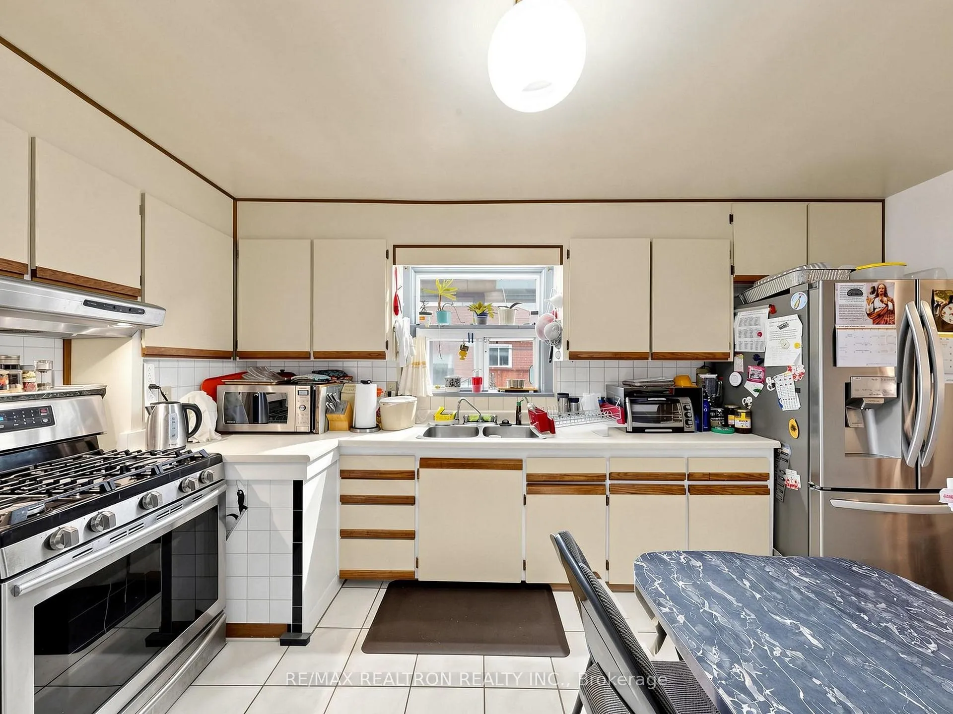 Photo 35 of 9 Clevedo Street E, North York, Downsview-Roding-CFB — HOMEH