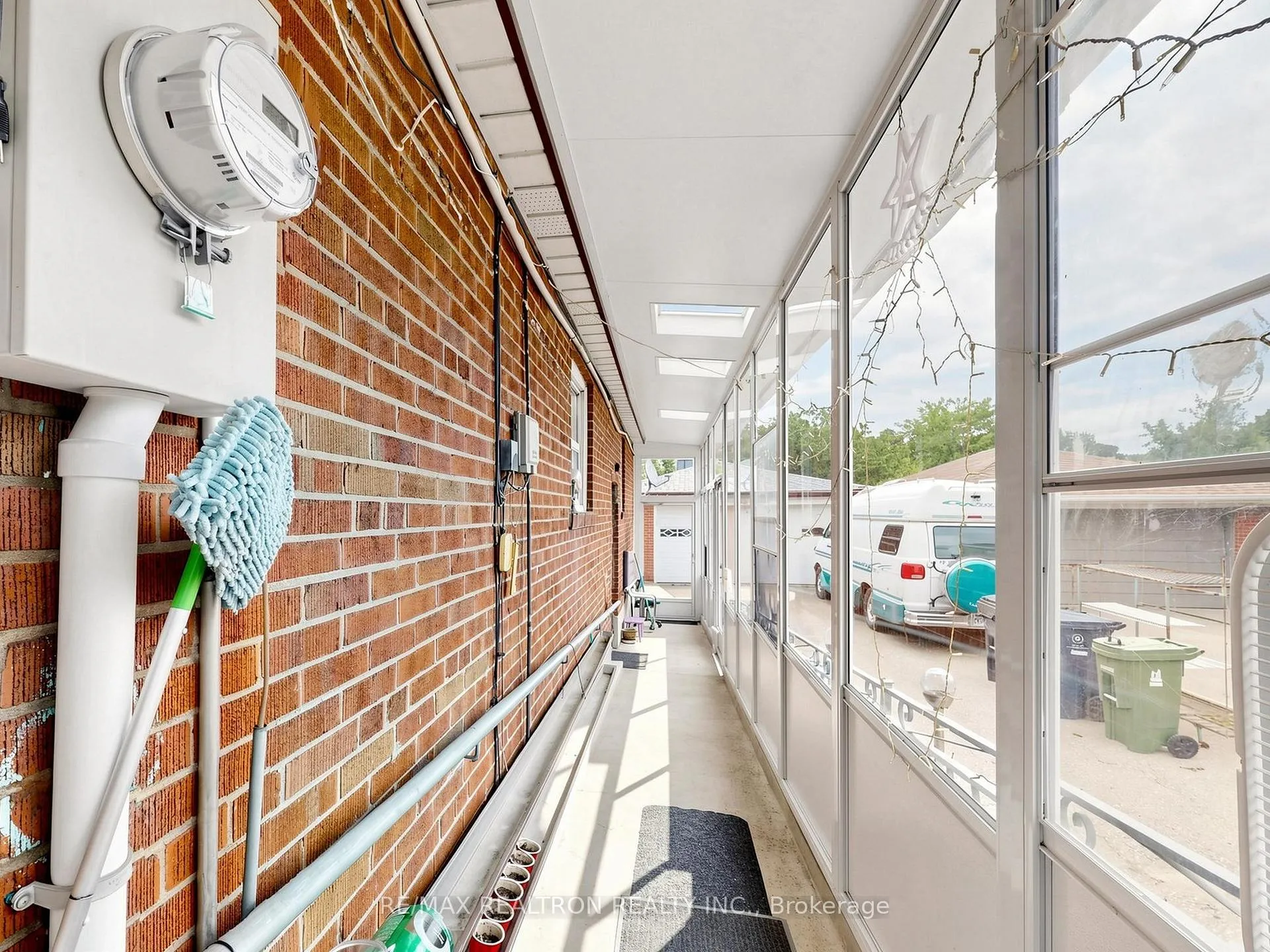 Photo 55 of 9 Clevedo Street E, North York, Downsview-Roding-CFB — HOMEH