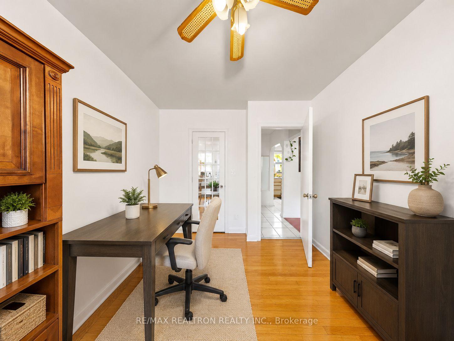 Photo 8 of 9 Clevedo Street E, North York, Downsview-Roding-CFB — HOMEH