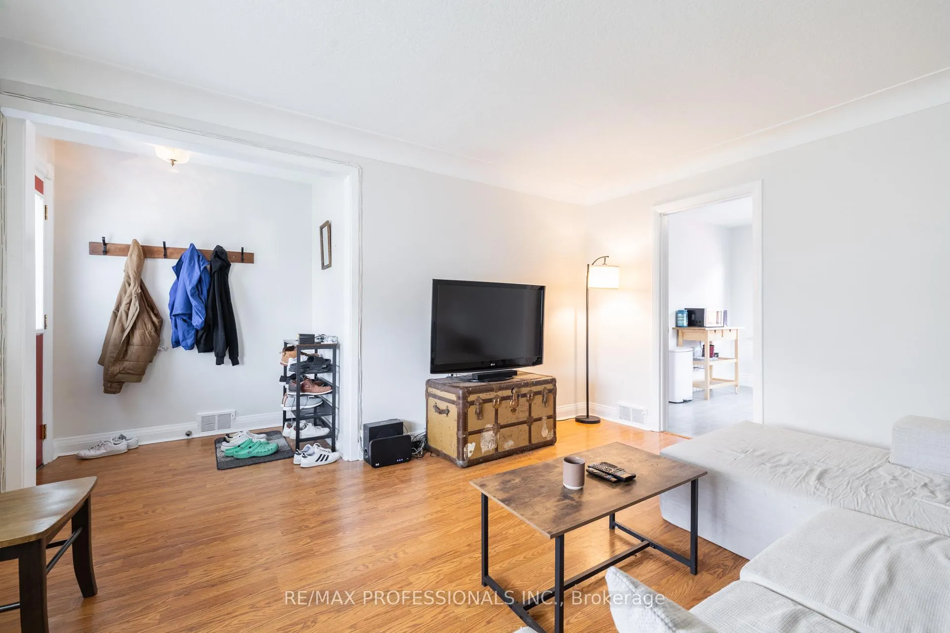 Photo 9 of 1045 Helena Street, Burlington, Freeman — HOMEH