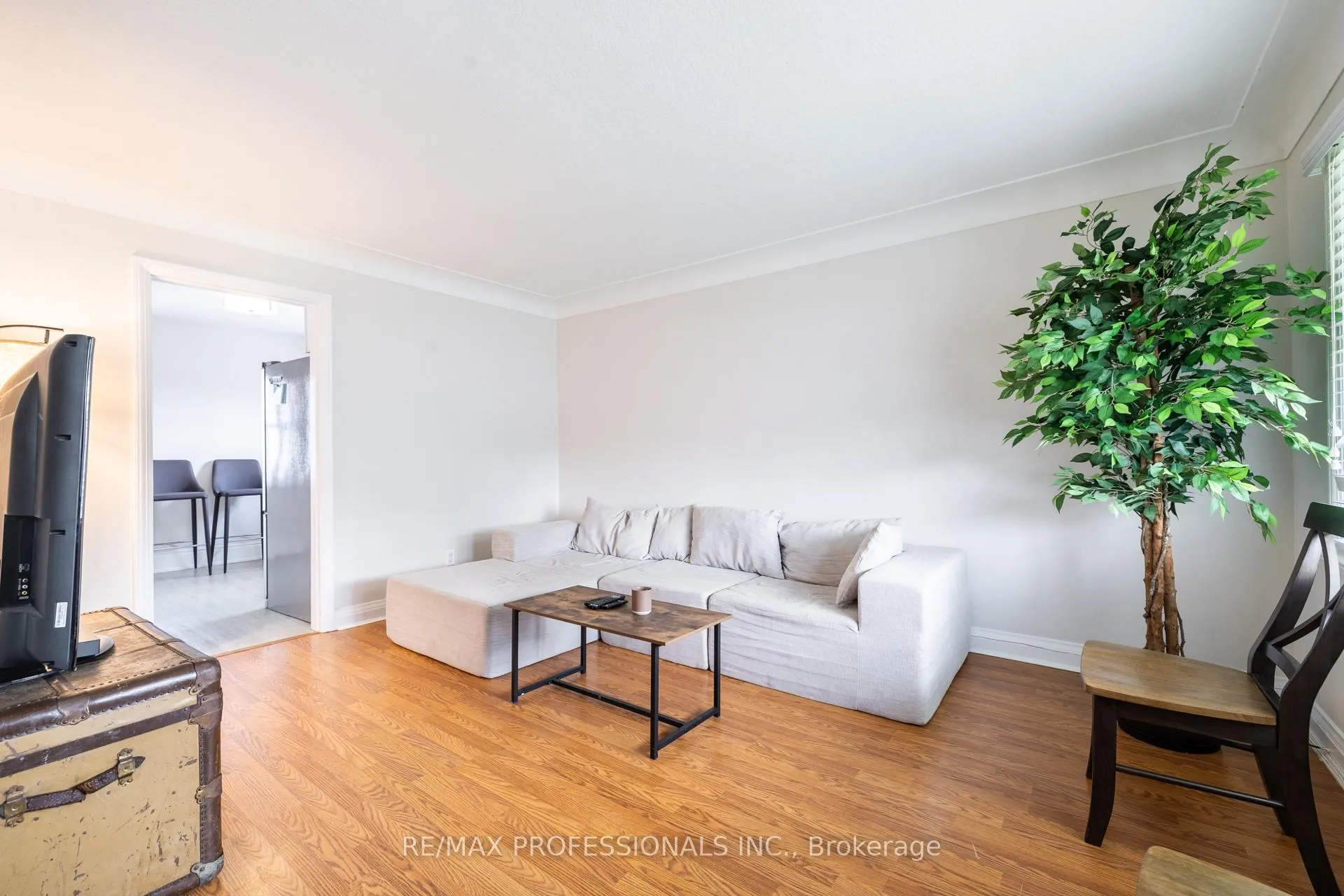 Photo 12 of 1045 Helena Street, Burlington, Freeman — HOMEH