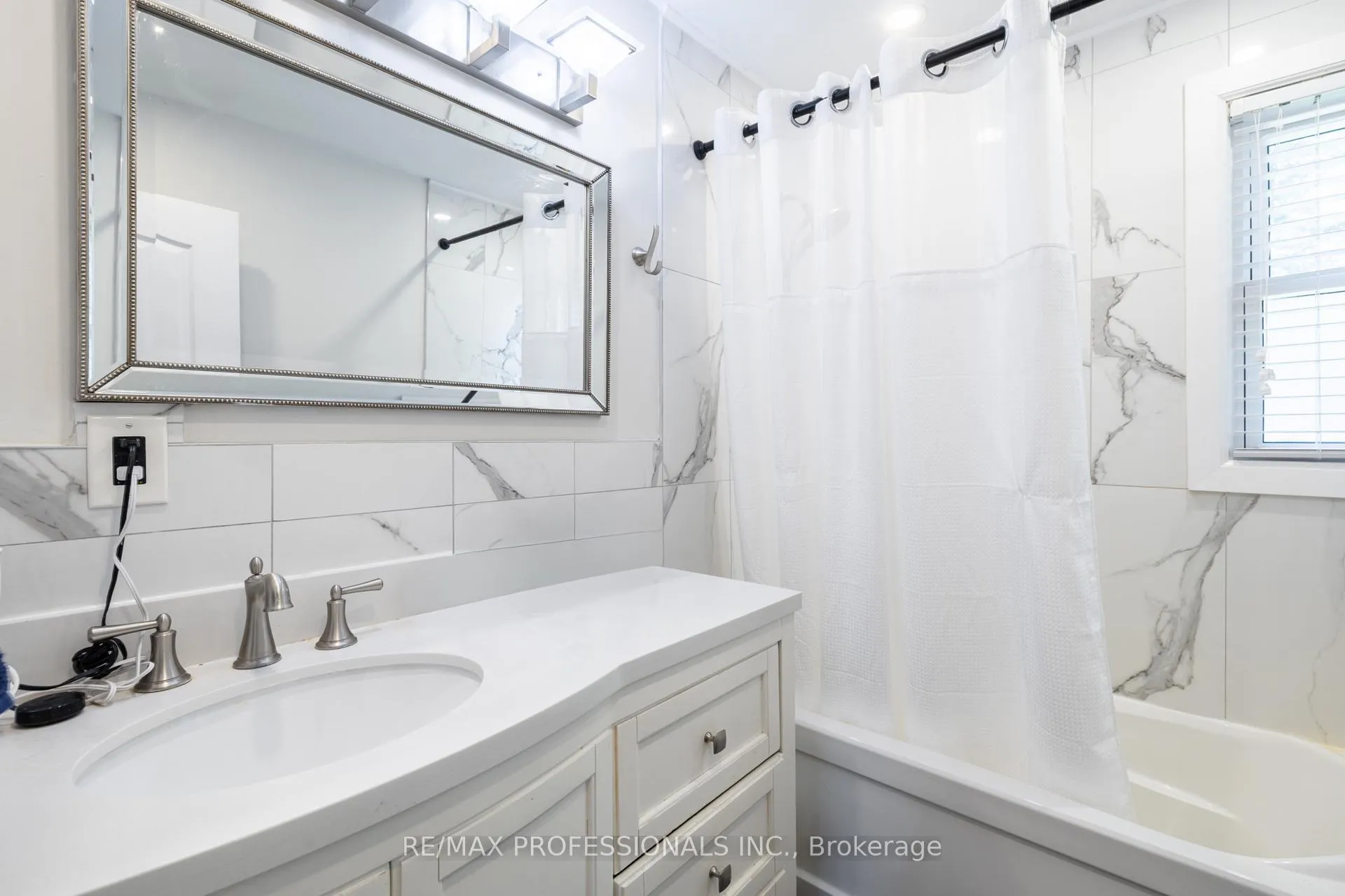Photo 19 of 1045 Helena Street, Burlington, Freeman — HOMEH