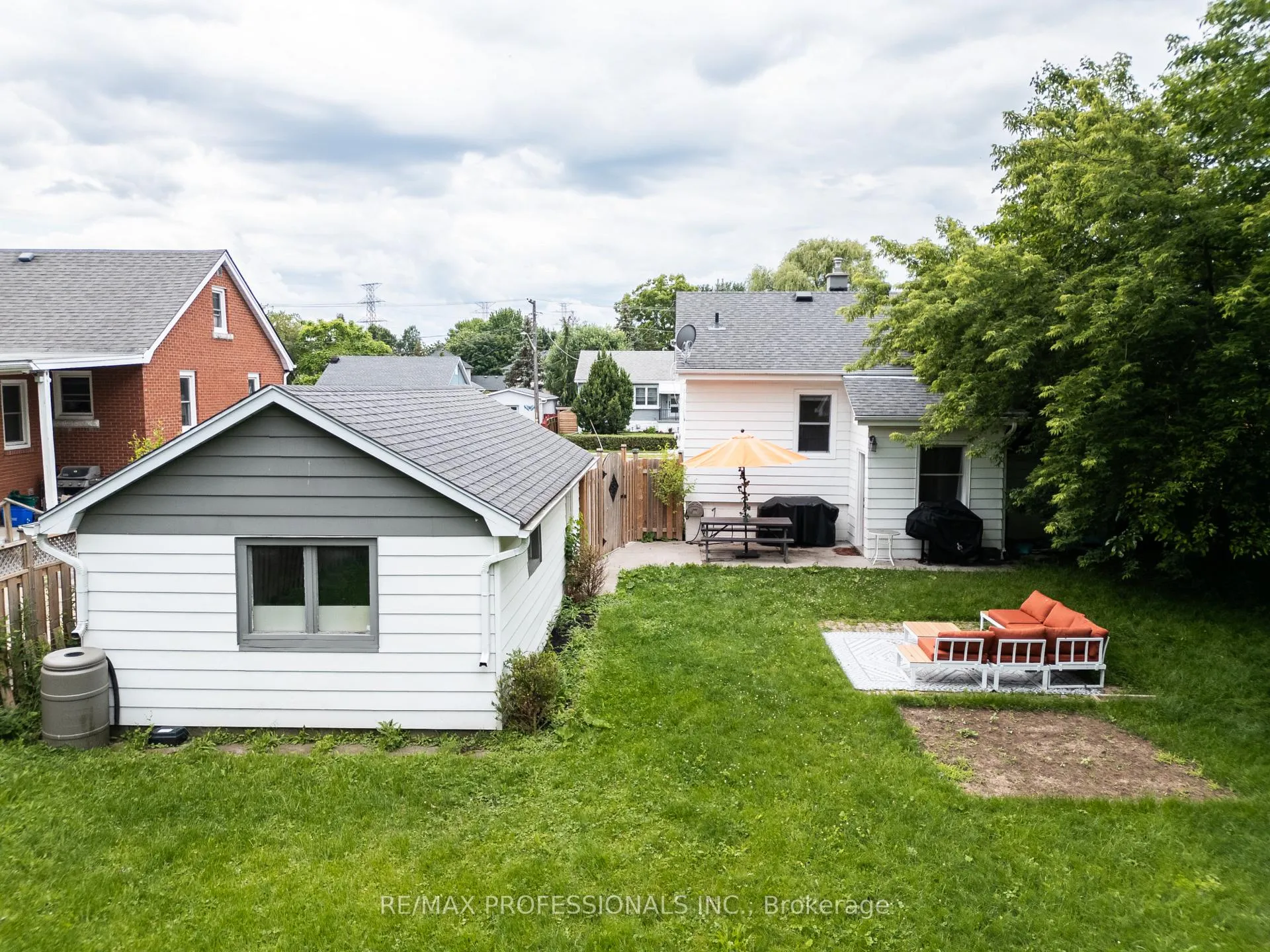Photo 37 of 1045 Helena Street, Burlington, Freeman — HOMEH