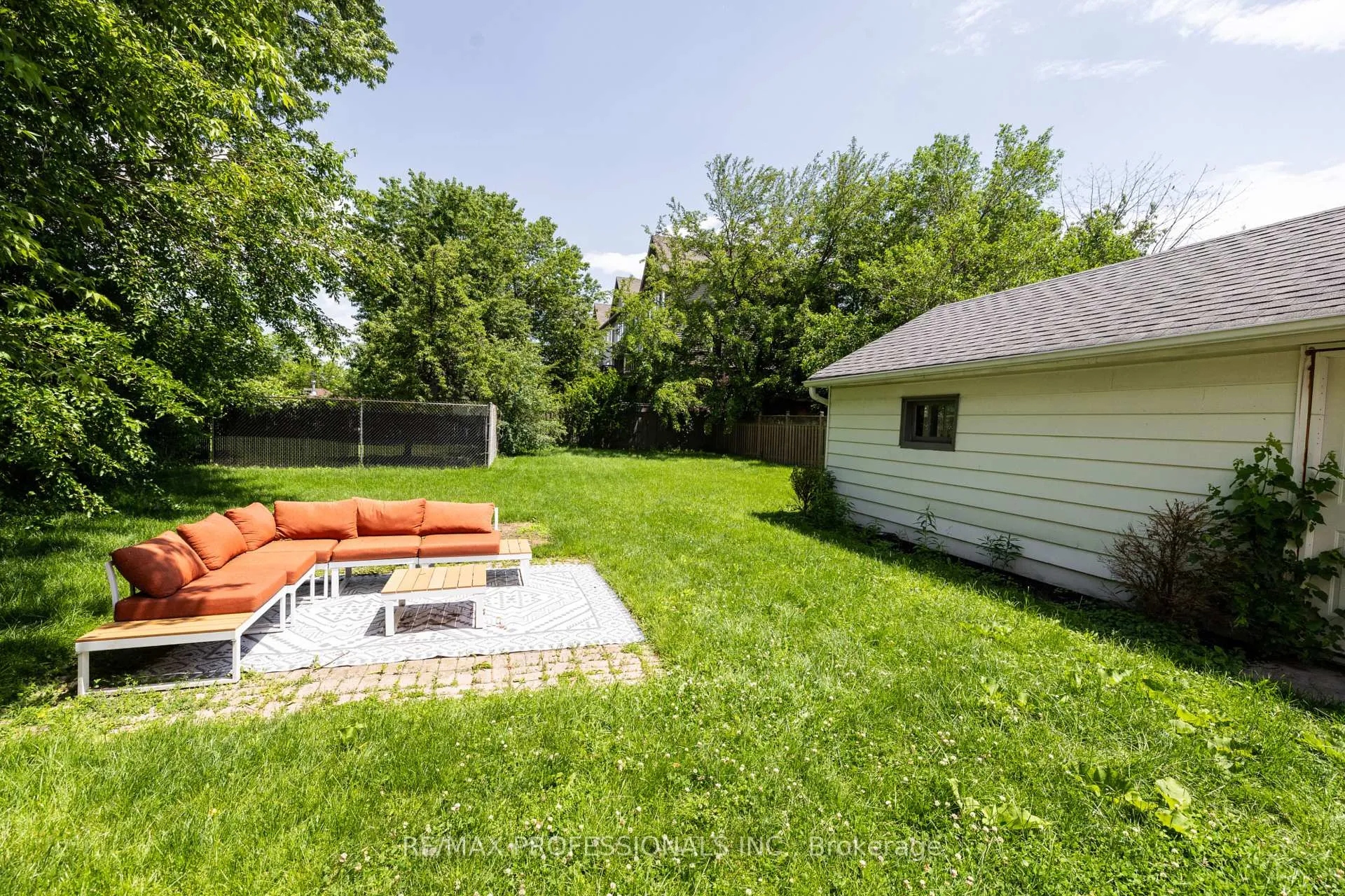 Photo 41 of 1045 Helena Street, Burlington, Freeman — HOMEH
