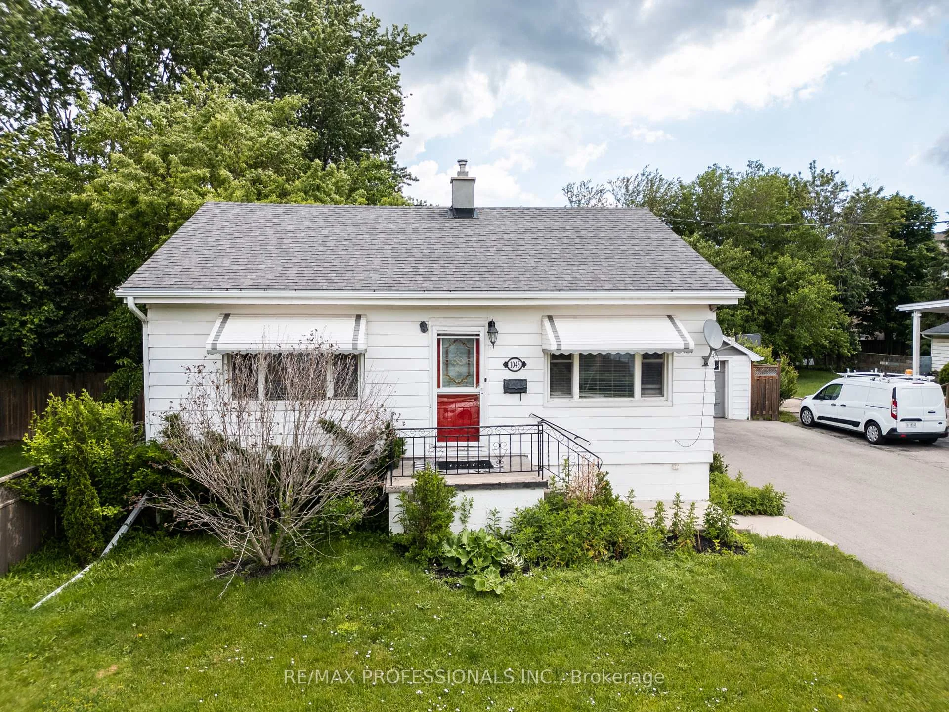 Photo 11 of 1045 Helena Street, Burlington, Freeman — HOMEH