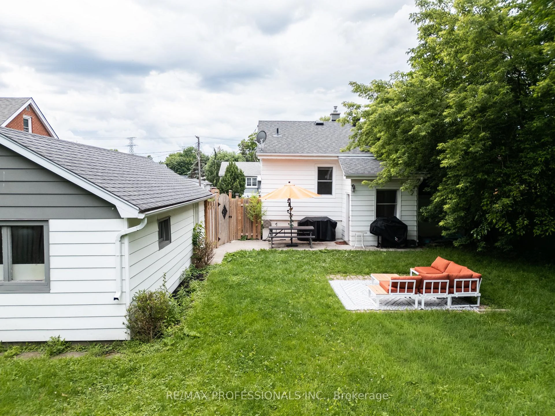 Photo 47 of 1045 Helena Street, Burlington, Freeman — HOMEH
