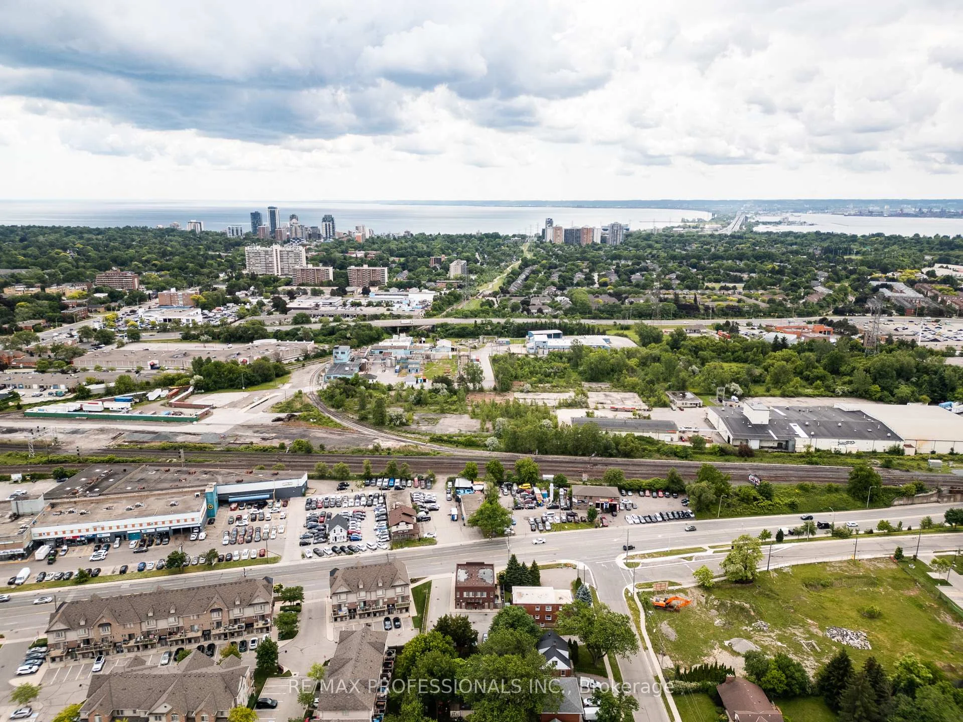 Photo 53 of 1045 Helena Street, Burlington, Freeman — HOMEH