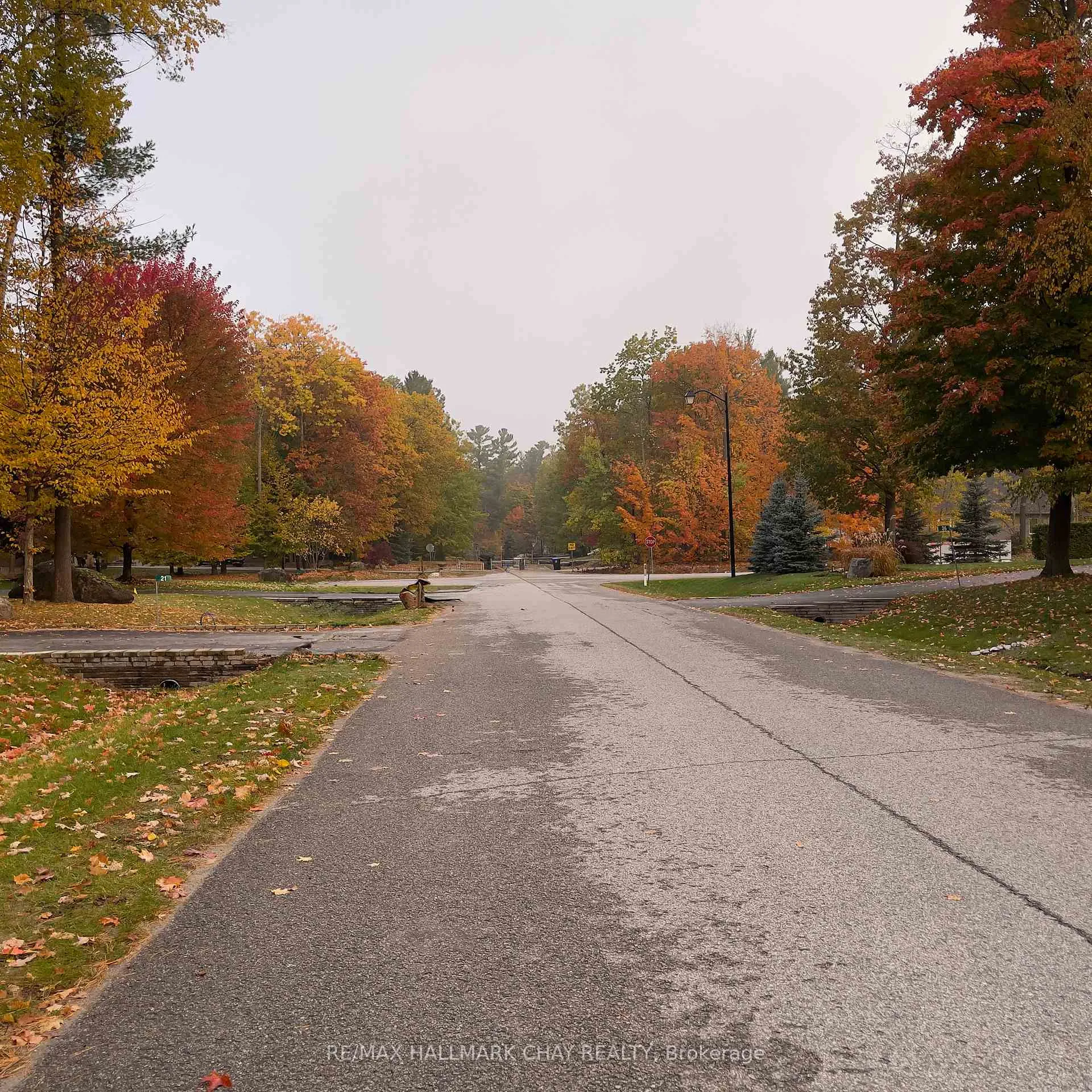 Photo 49 of 25 Laddie Lane, Springwater, Anten Mills — HOMEH