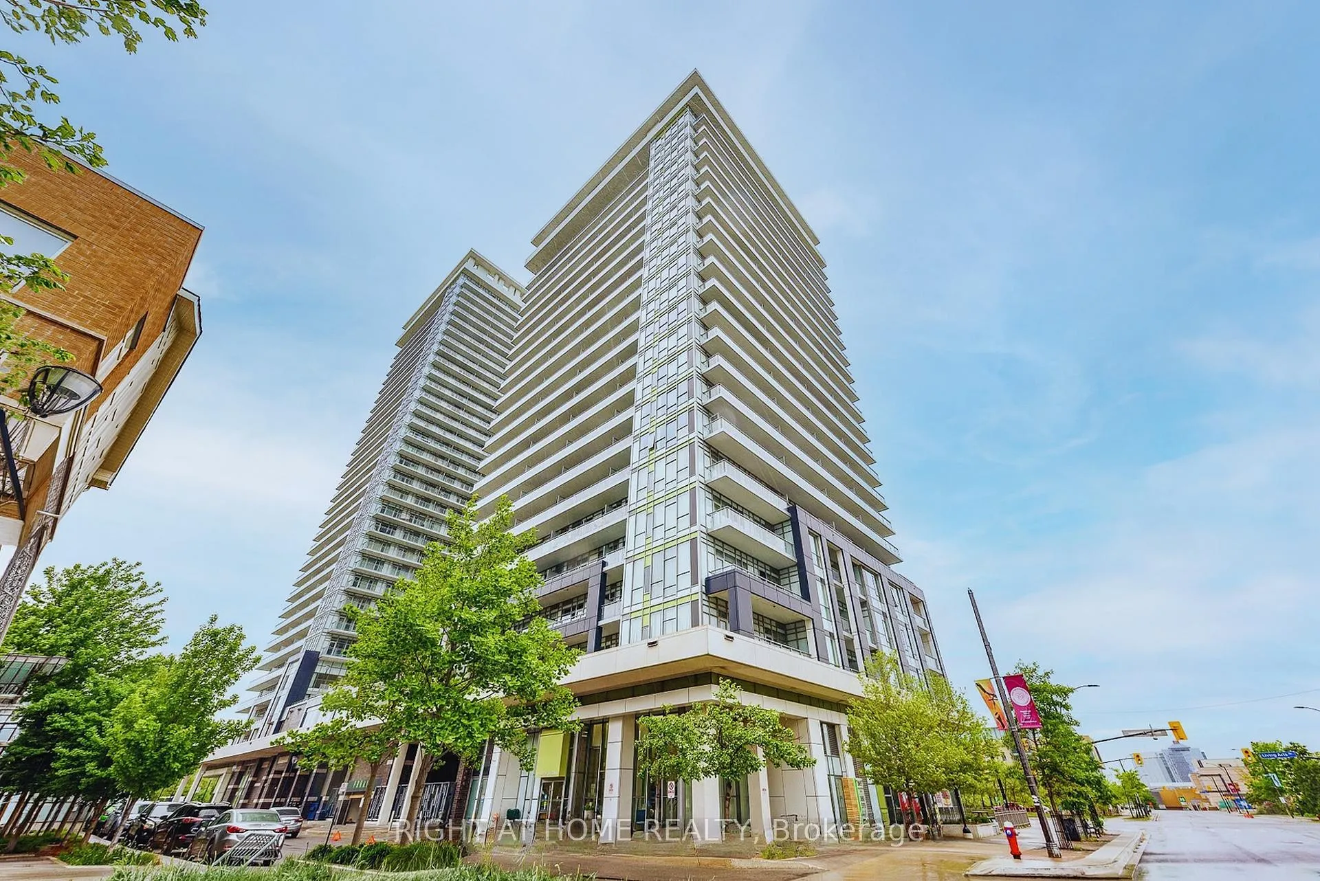 Front of Unit 1403, 365 Prince Of Wales Drive