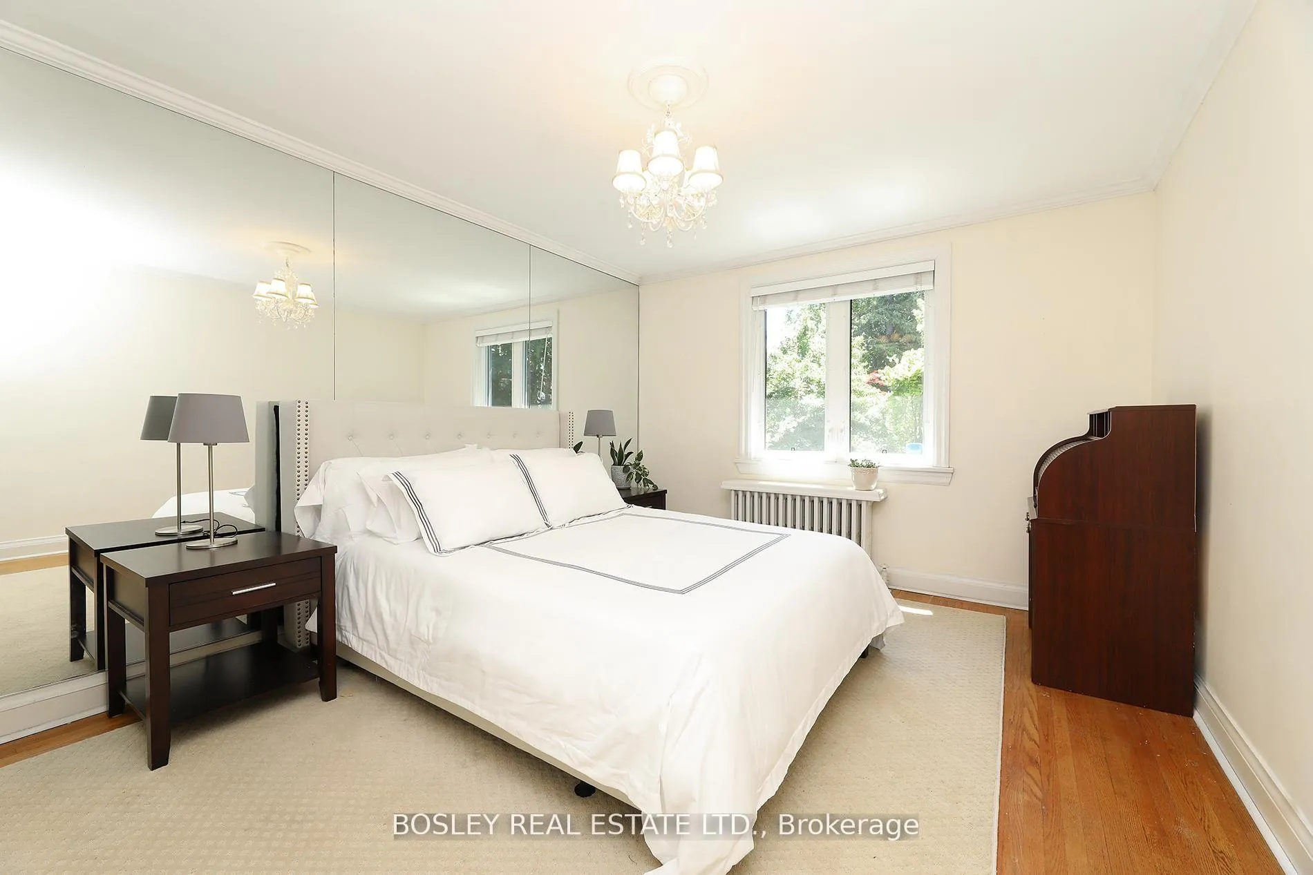 Photo 9 of 161 Joicey Boulevard, Toronto, Bedford Park-Nortown — HOMEH