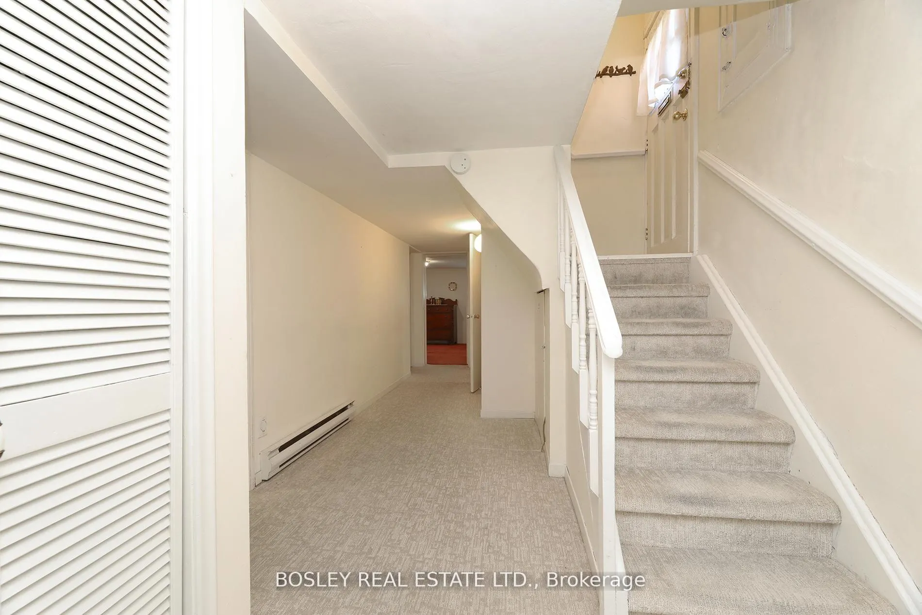 Photo 12 of 161 Joicey Boulevard, Toronto, Bedford Park-Nortown — HOMEH