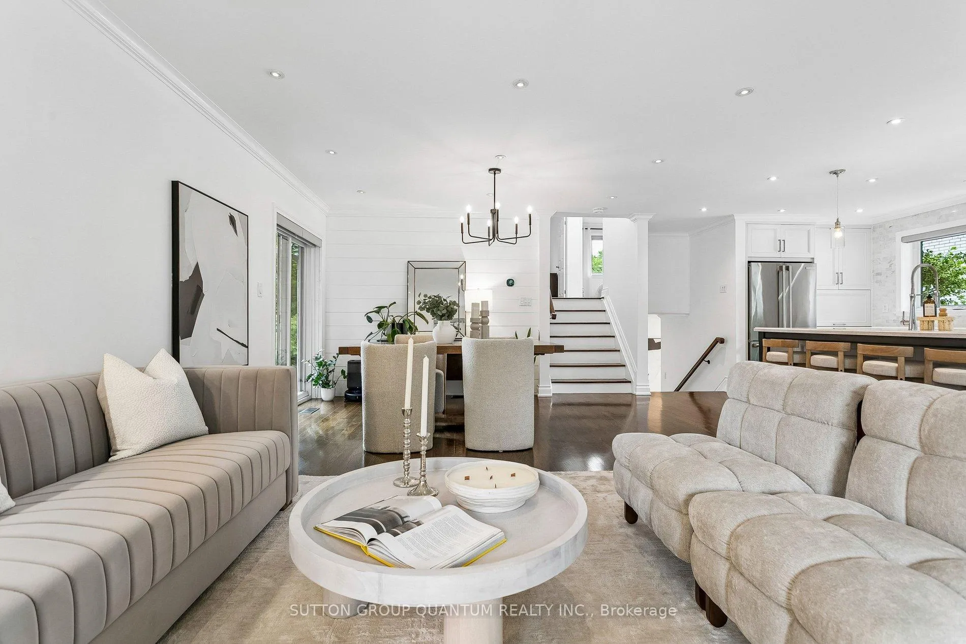 Photo 7 of 1944 Lenarthur Drive, Mississauga, Clarkson — HOMEH
