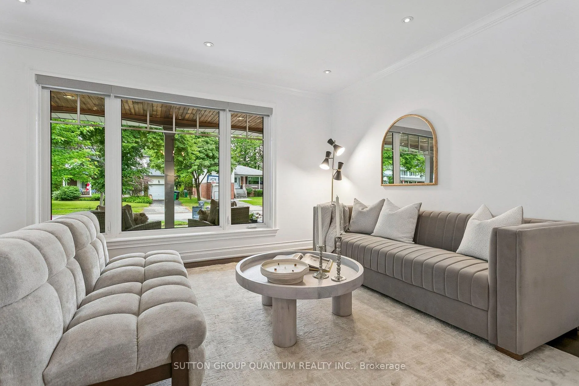 Photo 9 of 1944 Lenarthur Drive, Mississauga, Clarkson — HOMEH